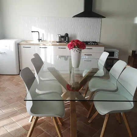 Gasthof Open Space Rose Iglesias